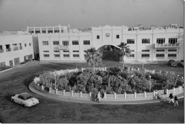 ساحة الحكومة (باب البحرين حالياً)